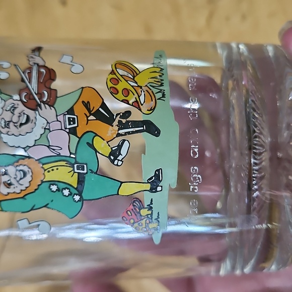 Celtic Glass Company LTD Irish Leprechauns Illustrated Whiskey/Rocks Glasses Set - Picture 10 of 10